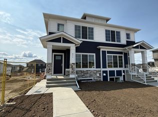 611 Carrington Blvd ,Calgary, Calgary, AB T3P 1K8