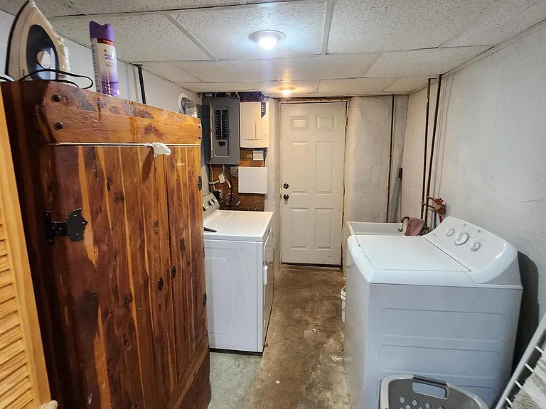 5819 Bustleton Ave — Photo 29