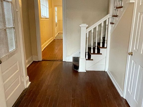 4th image of 2717-19 Milan St #2719