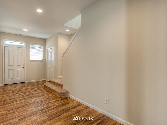 2nd image of 1008 Van Ogle LN Avenue NW #24