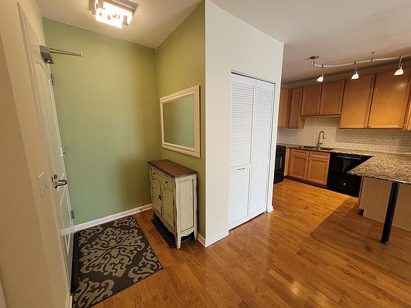 2nd image of 125 S Jefferson St Unit 1701