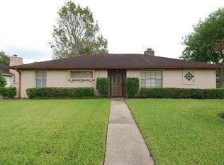 16823 Stardale Ln, Friendswood, TX 77546