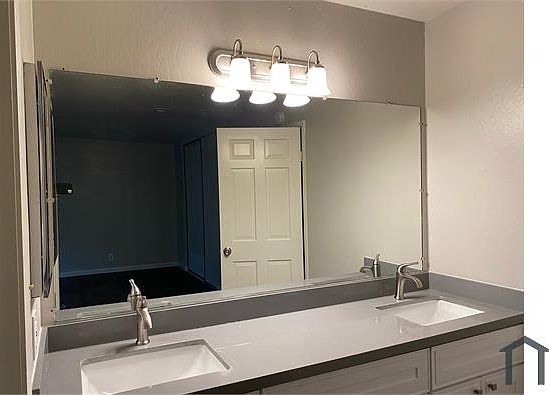 3rd image of 3222 Landess Ave #1