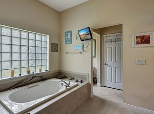 2044 NW Chenille Ln, Stuart, FL 34994