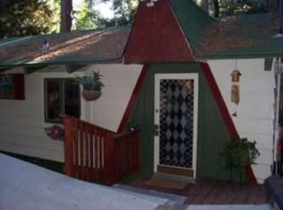 227 Erlach Dr, Crestline, CA 92325