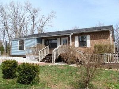 5815 Our Ln, Harrison, AR, 72601