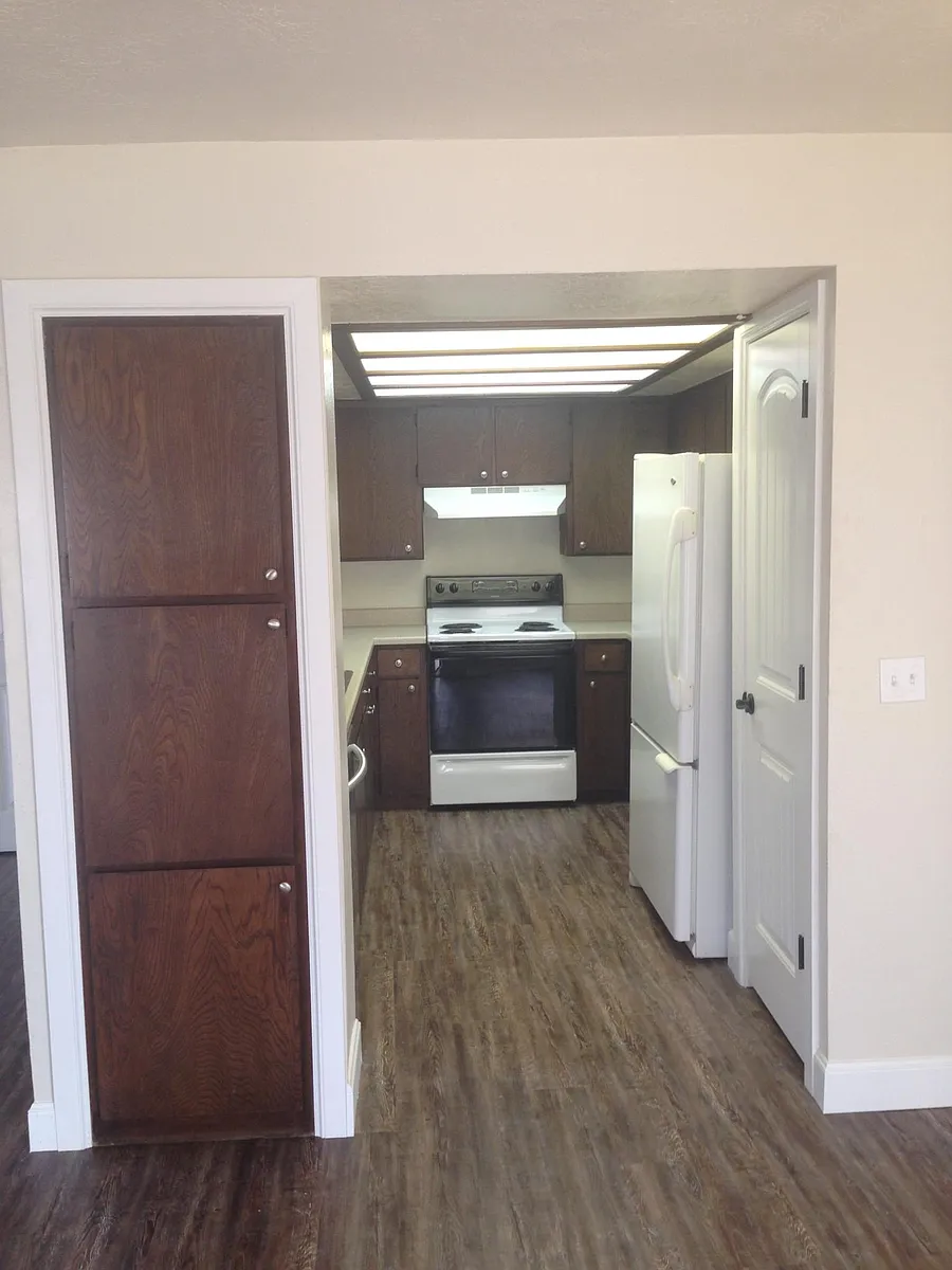 Building Photo - 3811 Quail Run Cir #3811