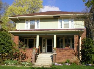 82 Casterton Ave, Akron, OH 44303