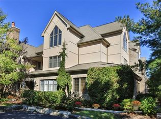 206 Bearwoods Rd #206, Park Ridge, NJ 07656