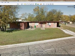 500 14th St, Honey Grove, TX 75446