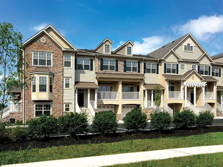 Heritage Pointe Townhome Rentals — Photo 3