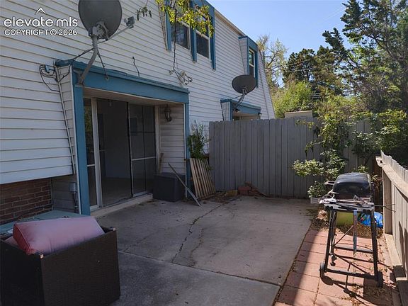 2nd image of 3001 E Fountain Blvd