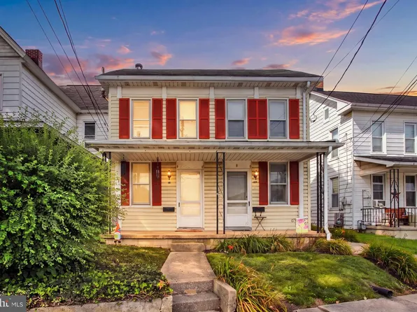 14 1/2 Ridge Ave, Hanover, PA 17331