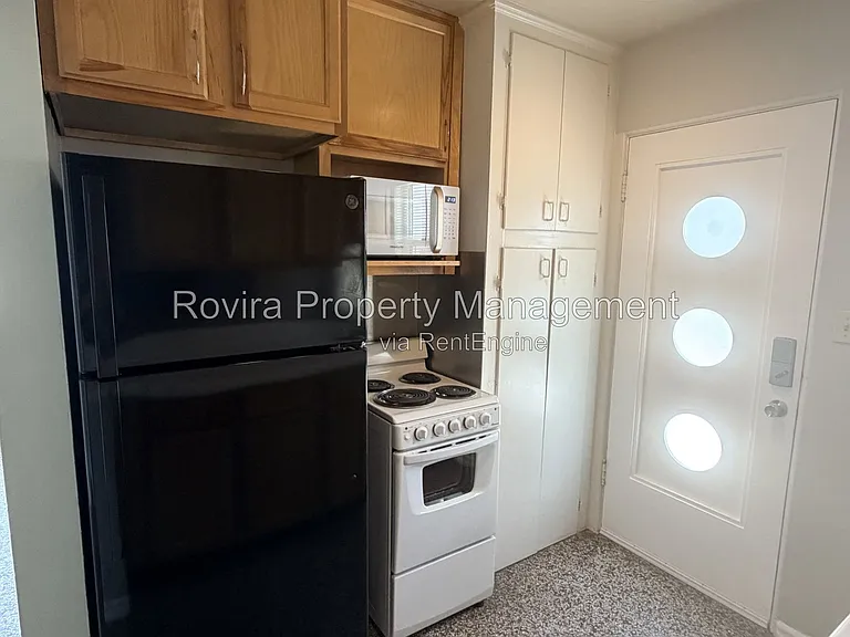 15 W Princeton St — Photo 6
