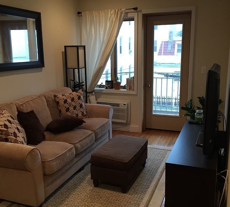 1st image of 2339 31st Dr APT 2F