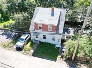 9 Hawthorne Rd, Gloucester, MA 01930