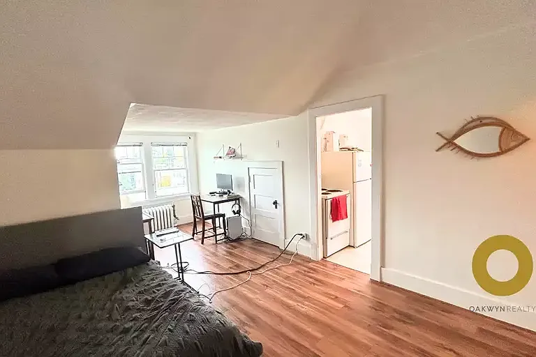 1191 W 12th Ave #1A — Photo 3