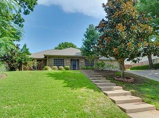 503 Country Wood Ct, Arlington, TX 76011