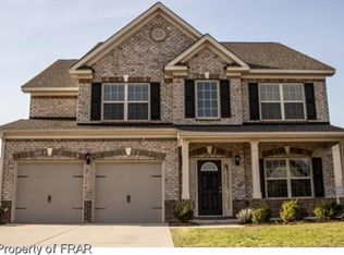 642 Regimental Dr, Cameron, NC 28326