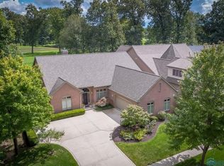 4726 Fairway Ln, Sylvania, OH 43560