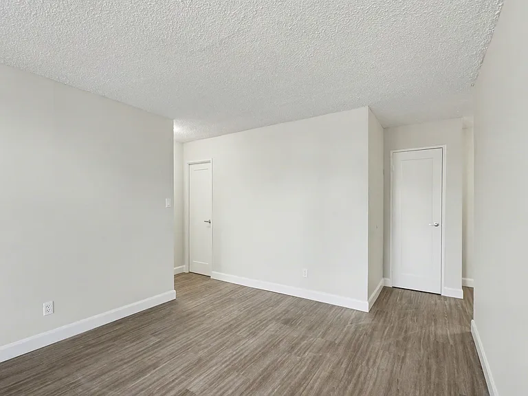 125 College Ave S — Photo 14