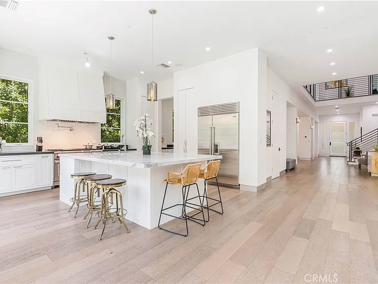 4435 Camellia — Photo 14
