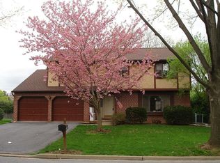 1054 Oldstone Rd, Allentown, PA 18103