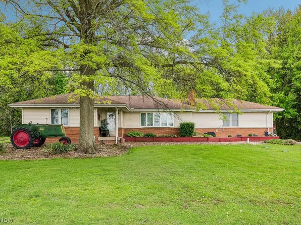 2726 Stillwagon Rd, Niles, OH 44446