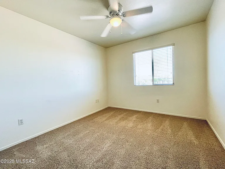 5079 N Cliffed River Dr — Photo 32