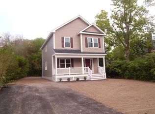 371 North St, Somerset, MA 02726