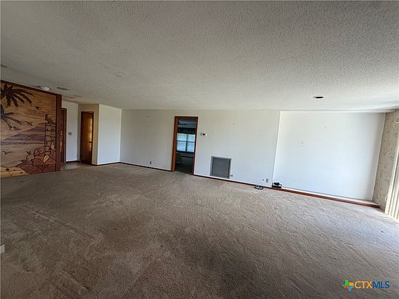 4th image of 85 Conejo Dr