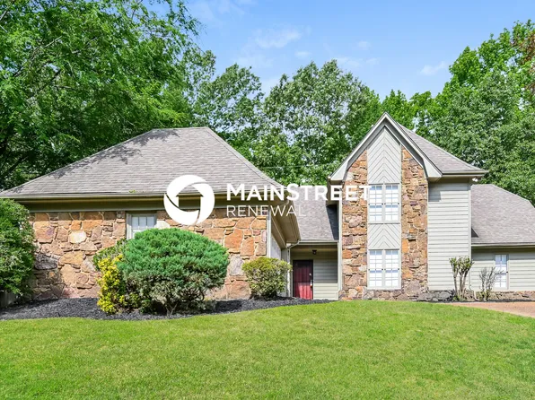 301 Locust Grove Dr, Cordova, TN 38018