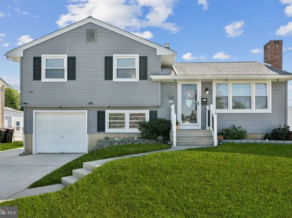 236 Hillcrest Ave, Blackwood, NJ 08012