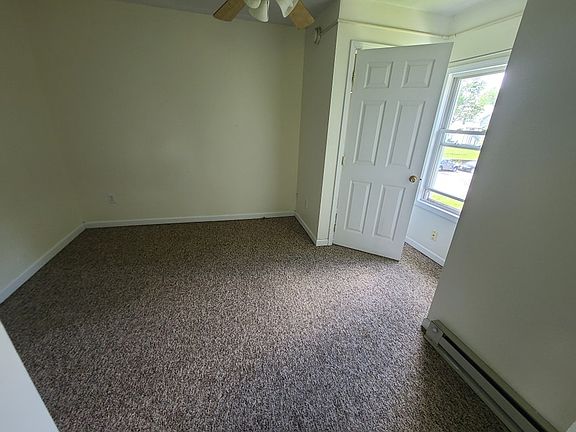 4th image of 134 E College Ave #B