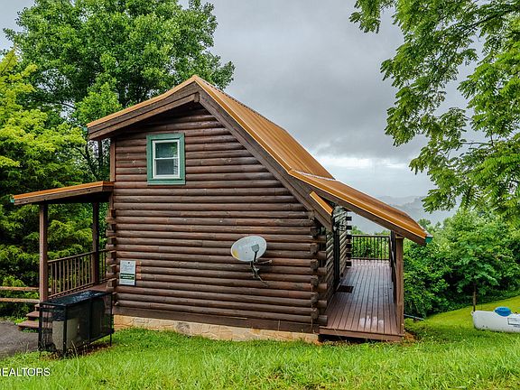 2nd image of 2541 Bobcat Way