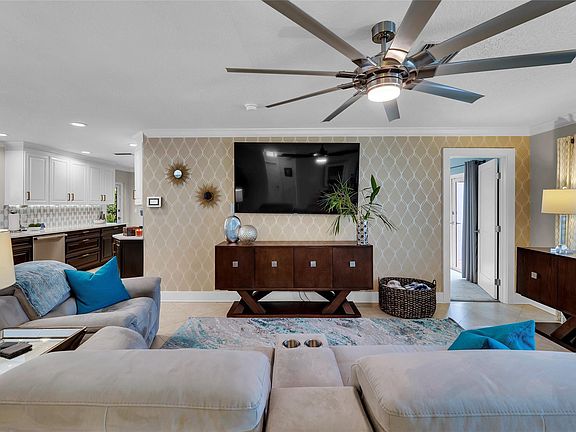 4th image of 2140 NW 67th Court