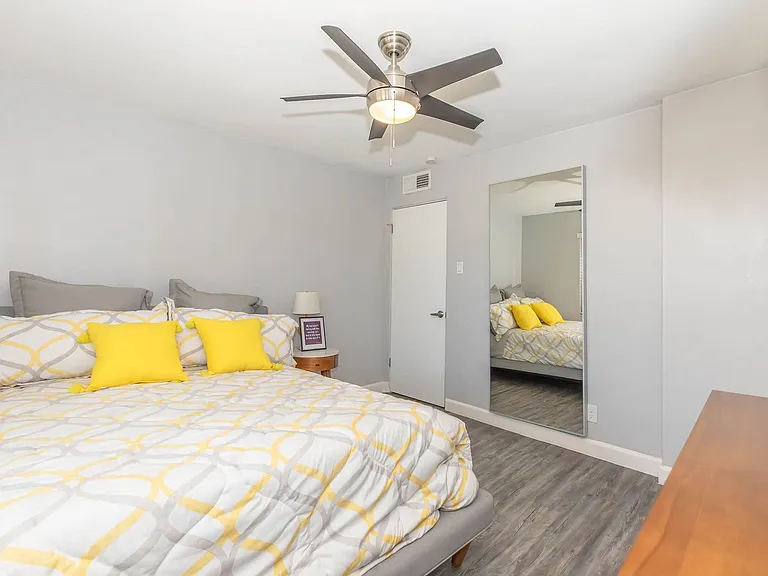 The Wexler Apartments — Photo 47
