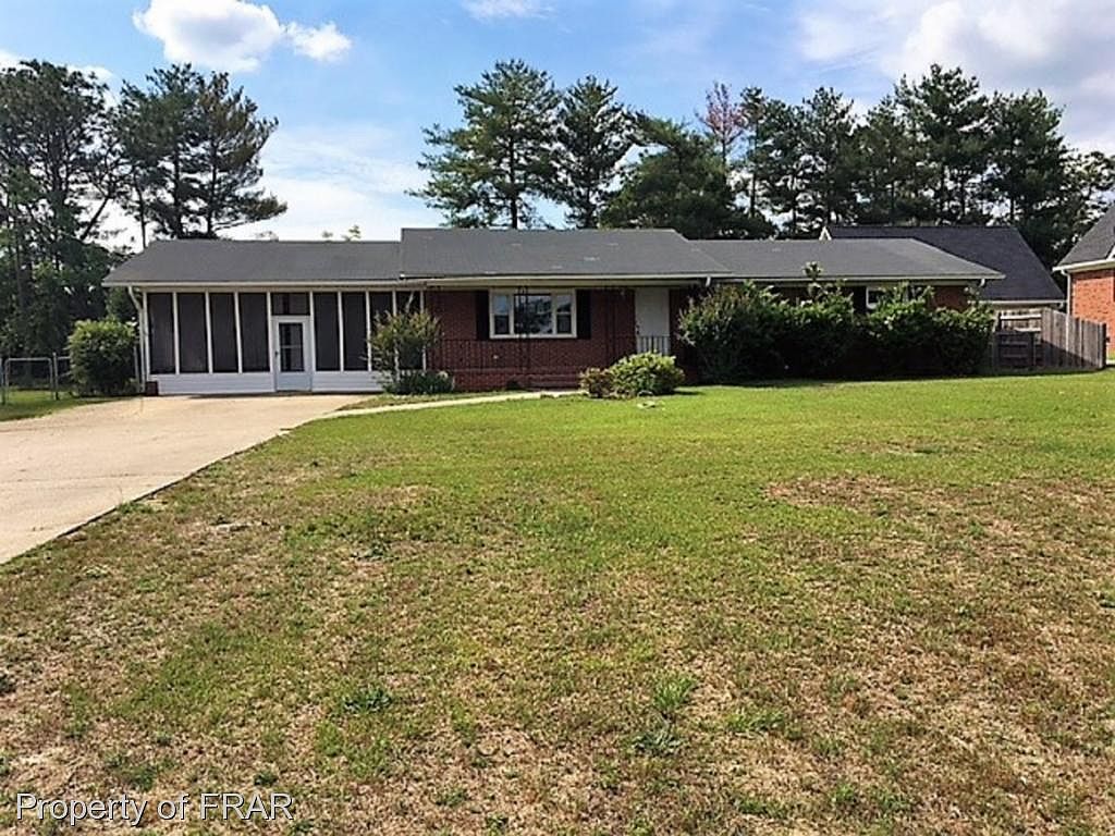 3646 Golfview Rd, Hope Mills, NC 28348 Zillow