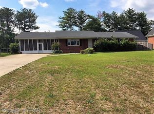 3646 Golfview Rd, Hope mills, NC 28348
