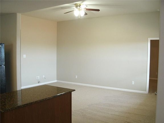 4th image of 199 Dodge City Trl