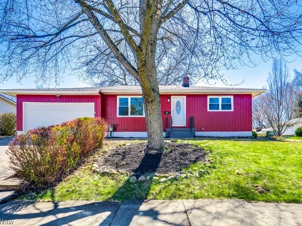 702 Deering Dr, Akron, OH 44313