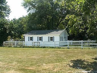 2 Car Garage & Workshop