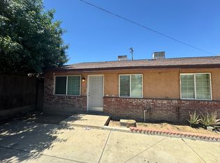 2328 Gurley St APT C, Bakersfield, CA 93305