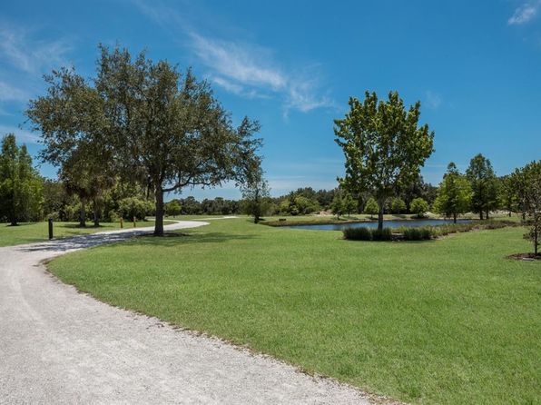 13414 Goldfinch Dr, Lakewood Ranch, FL 34202