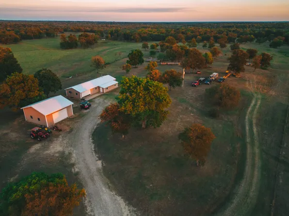 2310 Roy Roberts Rd, Valliant, OK 74764