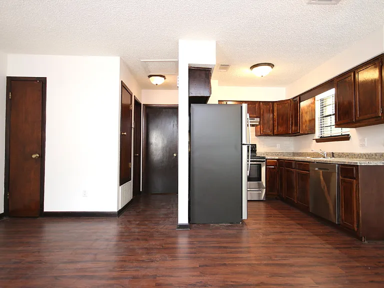 1455 Acorn Ln #F — Photo 6