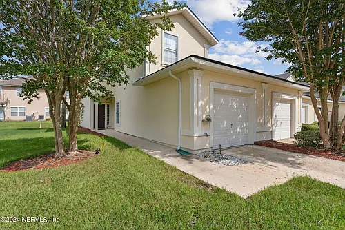 574 Southbranch Dr Photo 1