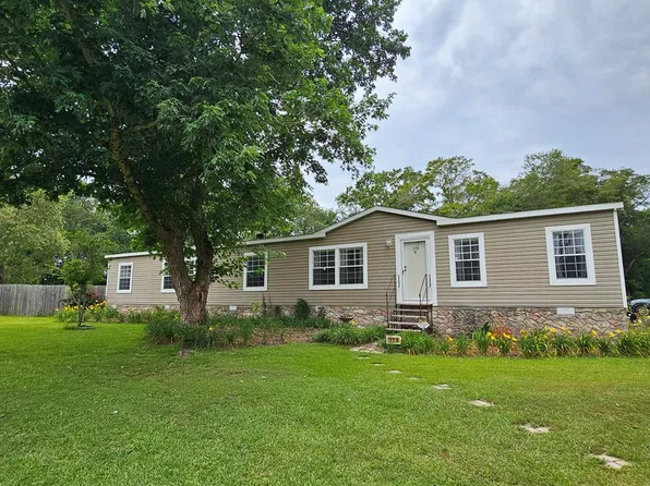 175 Mossy Oak Ln, Sylvester, GA 31791