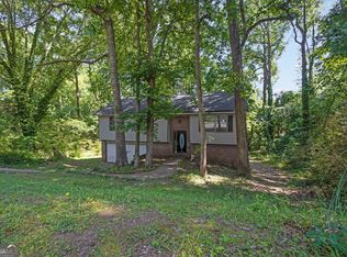 3189 Glen Hollow Dr, Rex, GA