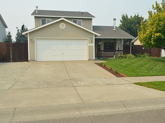 LOTS of parking space!